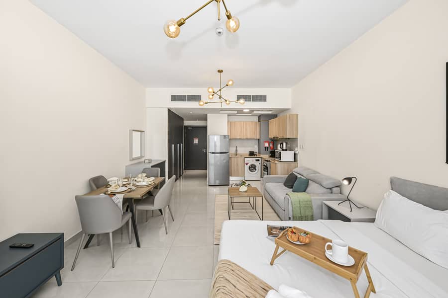 Chic Studio in Downtown | Balcony with a View | Spacious & Fully Equipped - Image 13