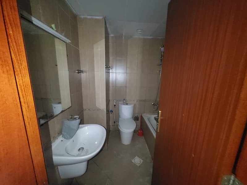 9 aa9aebc9-e285-46dd-aa4e-ca09063df6a3. jpg