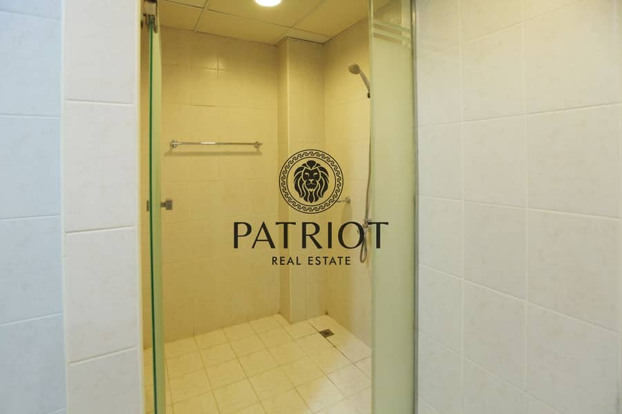 18 Churchill tower 1BR photo 26. jpg