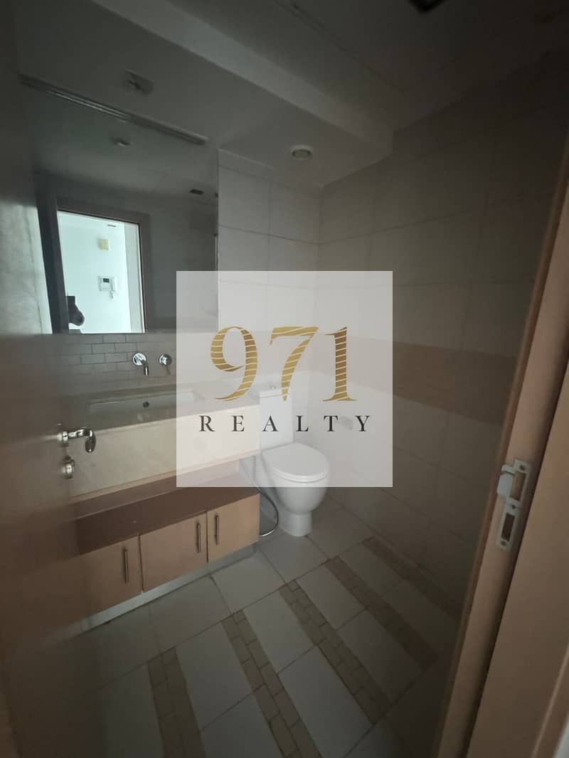 10 3 BATH. jpeg