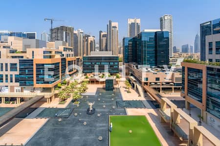 1 Bedroom Flat for Sale in Business Bay, Dubai - Upgraded | Corner Unit | Burj Views | Furnished
