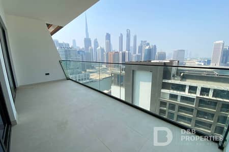 Studio for Sale in Business Bay, Dubai - Burj Khalifa View | Canal View | Vacant Studio