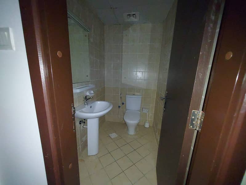 9 de3f6074-7322-4687-bccf-7018c82e3de1. jpeg