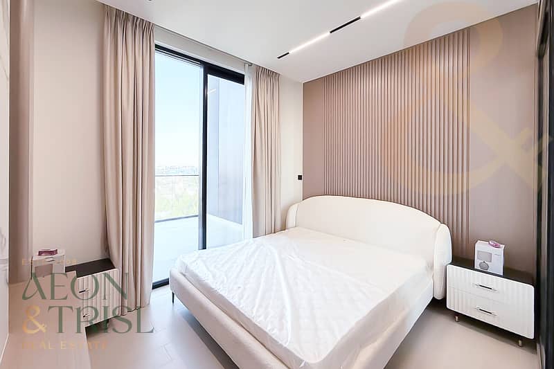 Brand New | Furnished | Park and Villa View