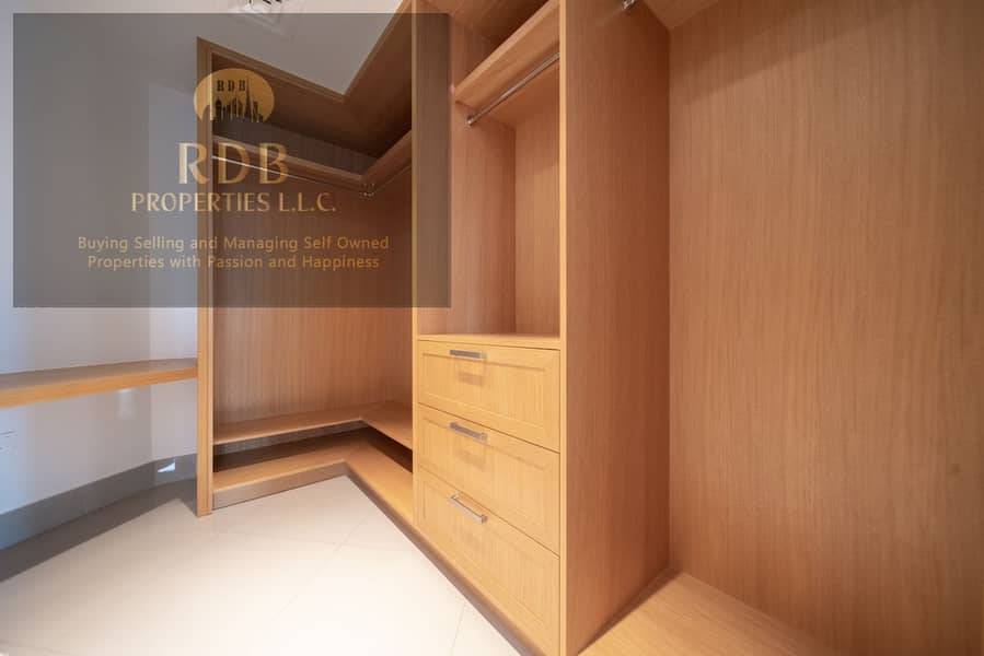 21 wardrobe2. jpg