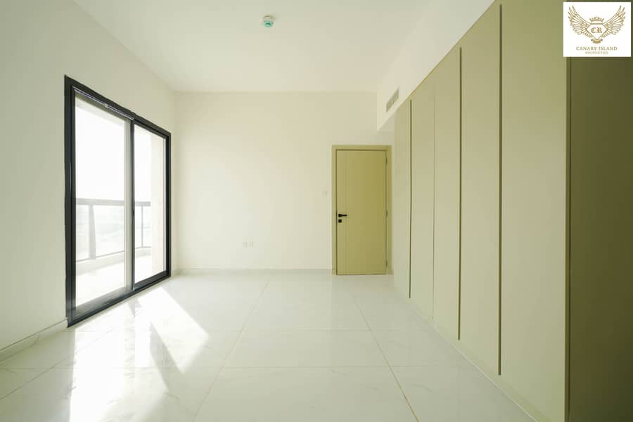 12 DIL09363. jpg