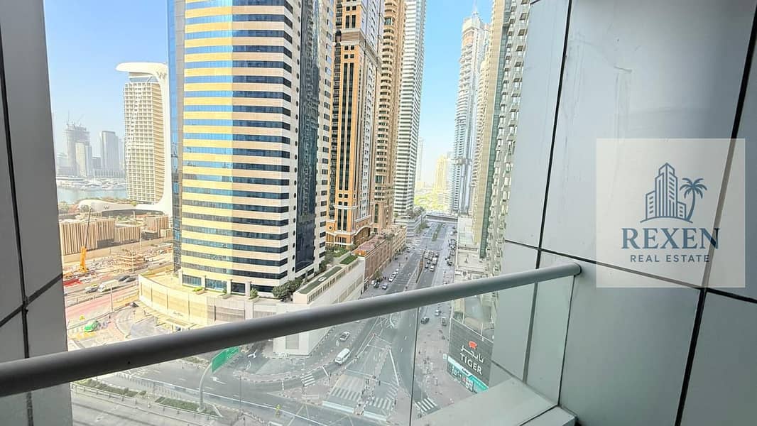 9 TBALCONY. jpg