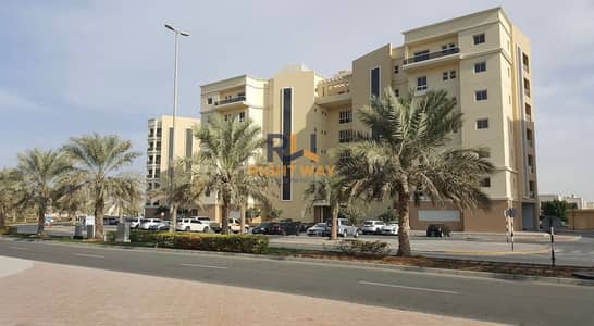 2 Bedroom Flat for Sale in Baniyas, Abu Dhabi - 2a068b5d-1dd7-4c6e-b843-a232d7372f0a. jpg