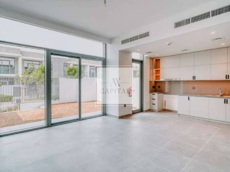 Single Row | Unfurnished | Vacant On Transfer