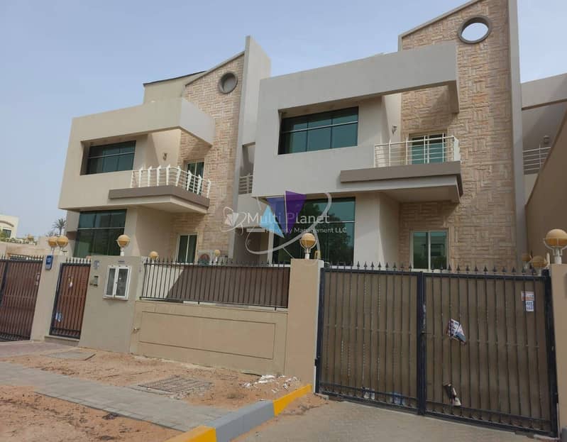 位于阿尔哈立迪耶 6 卧室的别墅 280000 AED - 12932931