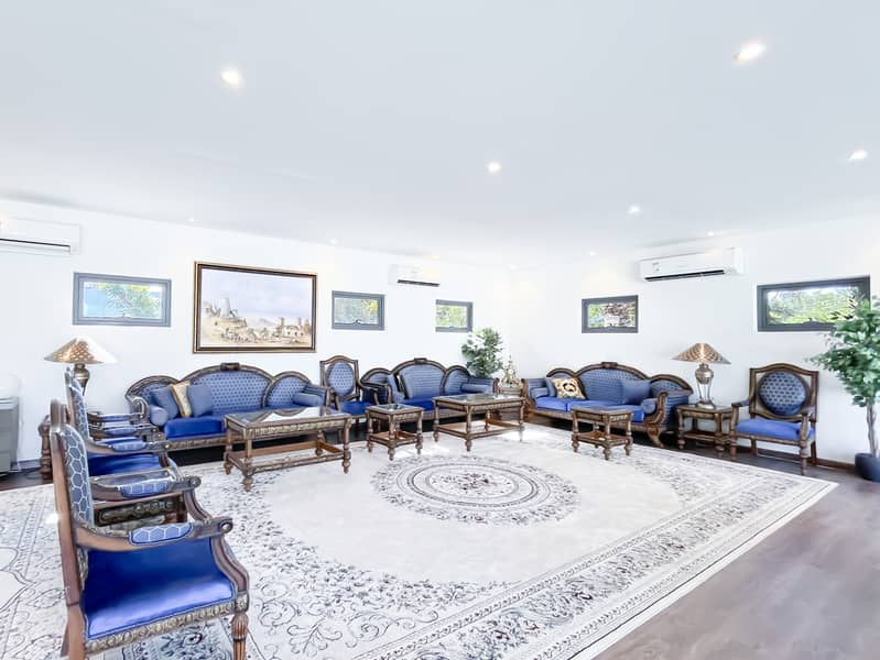 Spacious Family Villa in Muhaisnah – A Perfect Blend of Comfort and Convenience! including DEWA and Gardening