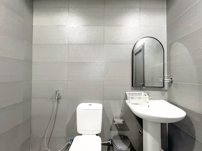 Spacious Family Villa in Muhaisnah – A Perfect Blend of Comfort and Convenience! including DEWA and Gardening - Image 23