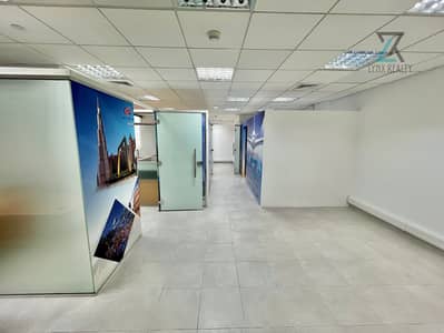 مکتب  للايجار في شارع الشيخ زايد، دبي - IMG_5179. jpg