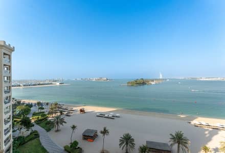 3 Bedroom Flat for Rent in Palm Jumeirah, Dubai - Sea Views | Beach Access | Fully Upgraded