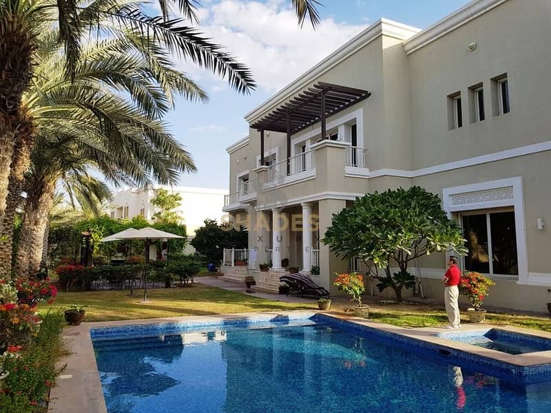 Best deal  6BR luxurious villa | Lake view |