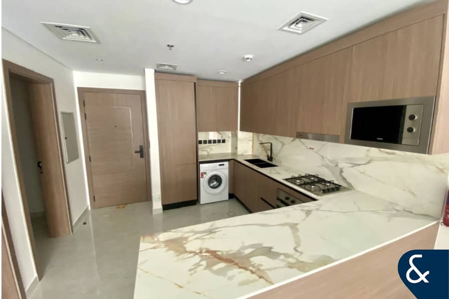 Stylish Apartment | Spacious | Modern Living
