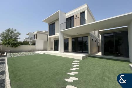 5 Bedroom Apartment for Rent in Tilal Al Ghaf, Dubai - Park Backing | Landscaped | Appliances