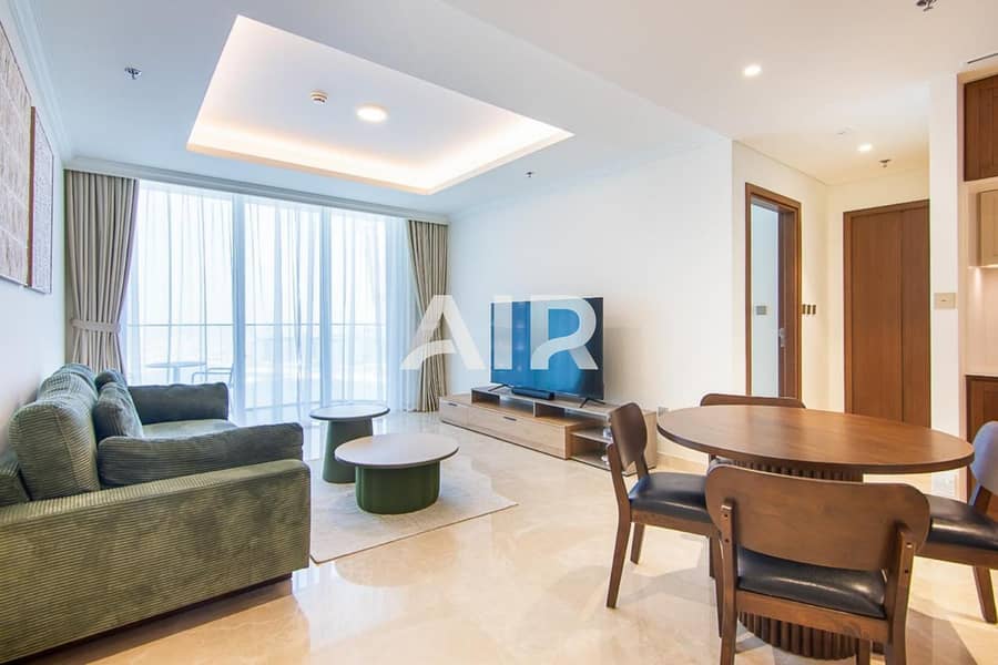 Stunning Palm Views | Modern Apartment