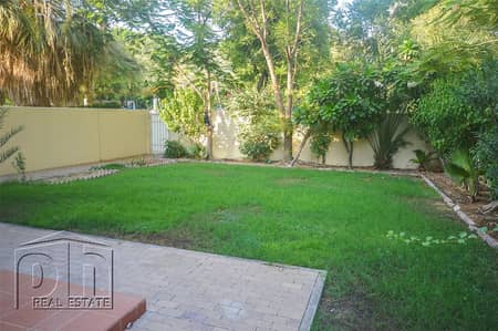 فیلا 3 غرفة نوم للايجار في الينابيع، دبي - 3E - Park and Pool Backing - Vacant Now فیلا 3 غرفة نوم للايجار في الينابيع، دبي - 3E - Park and Pool Backing - Vacant Now