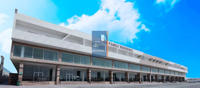 معرض تجاري  للايجار في جبل علي، دبي - Showroom-AWS jebel ali. jpg