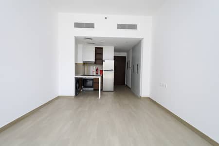 Studio for Rent in Jumeirah Village Circle (JVC), Dubai - Modern Studio | Balcony | Paddle Court View |
