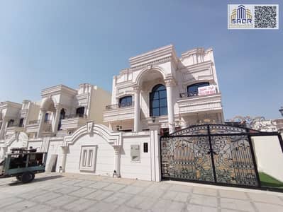 فیلا 6 غرف نوم للبيع في الحليو، عجمان - photo_5969946989334481828_y. jpg