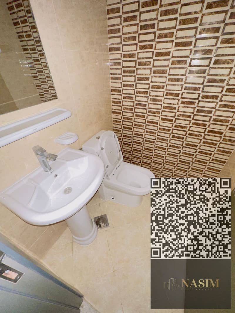 10 19f10302-bc9e-4f67-ac19-07546449db98. jpg