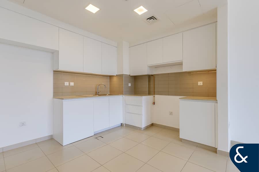 VACANT NOW | OPEN VIEW | 2 BEDROOMS
