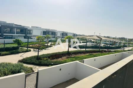 5 Bedroom Villa for Rent in Dubai South, Dubai - Spacious 5BR Villa | Vacant | Beachfront living