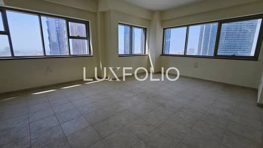 3 Bedroom Apartment for Sale in Business Bay, Dubai - High Floor | Vacant | Unfurnished | Motivated