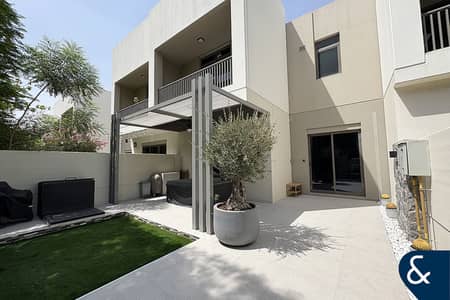 3 Bedroom Townhouse for Sale in Town Square, Dubai - Beautifully Landscaped | VOT | Furnished