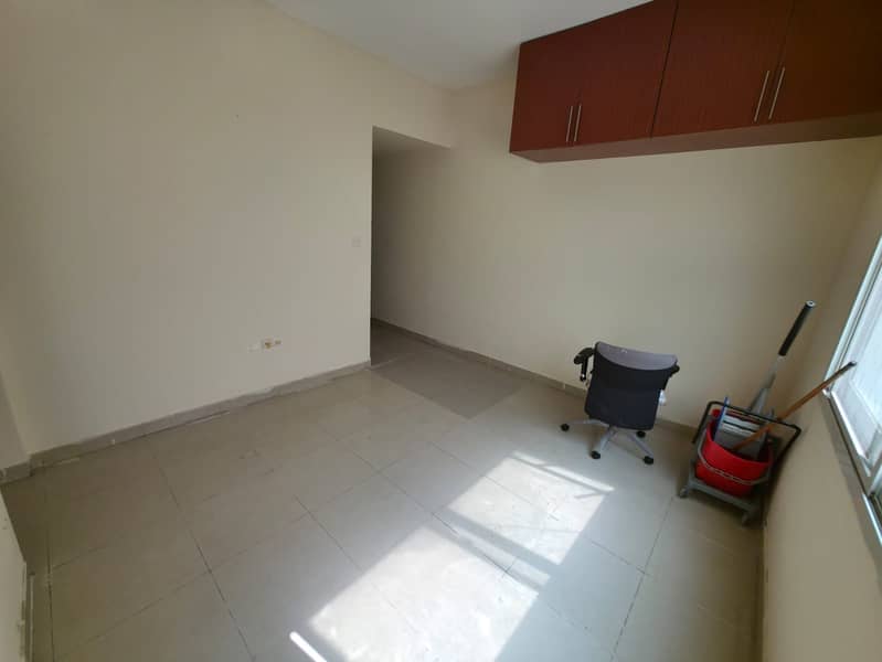8 IMG-20250923-WA0018. jpg