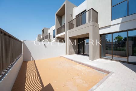 3 Bedroom Villa for Rent in Dubailand, Dubai - Single Row |Brand New | Premium Location