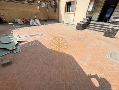 فیلا 3 غرف نوم للايجار في الفيحاء، الشارقة - IMG-20251001-WA0053. jpg