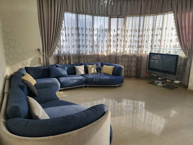 Spacious apartment Vacant Arabs Only Cash