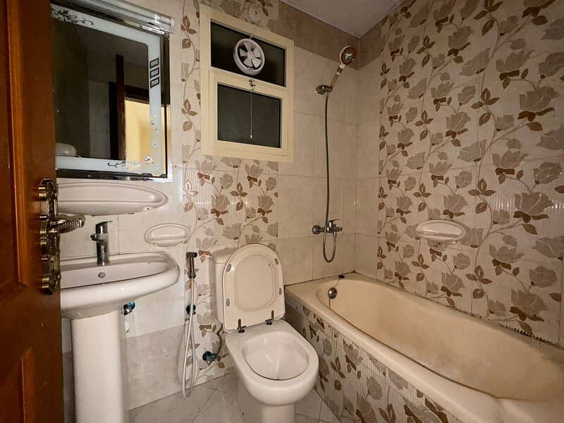 17 IMG-20251001-WA0043. jpg