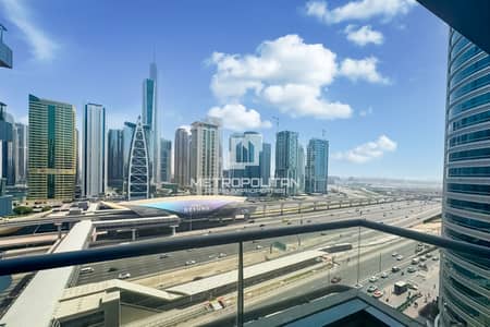 2 Bedroom Apartment for Sale in Dubai Marina, Dubai - Sheikh Zayed View | Vacant Unit | On Metro Access