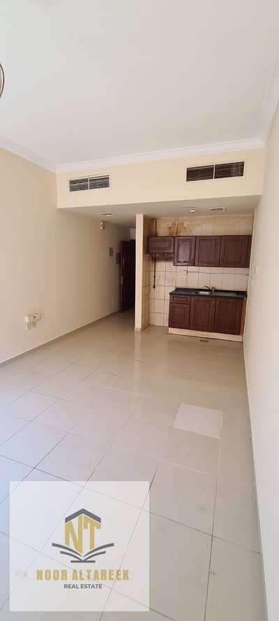 Studio for Rent in Al Qulayaah, Sharjah - 76ec4b4a-ad68-4aee-bd93-2b898ce44981. jpeg