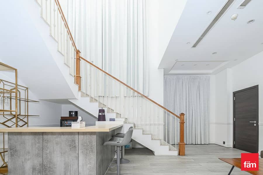 Vacant Now I District 7 I Custom Built I Office