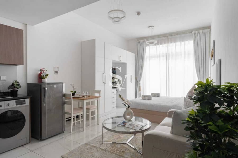 Furnished | Near Mall | Mid Floor | Near Exit
