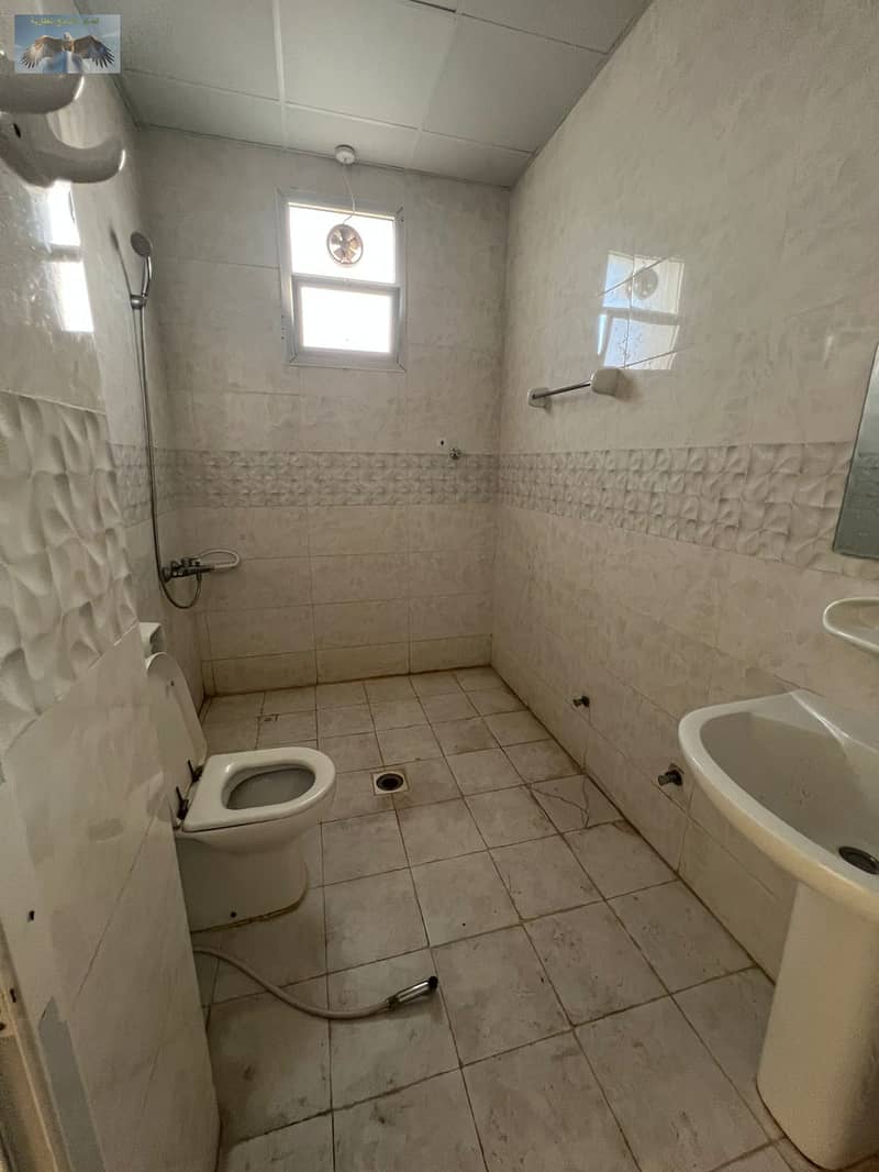 36 IMG-20250508-WA0215. jpg
