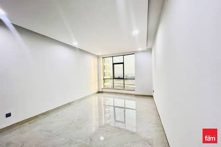 Studio for Rent in Dubai Marina, Dubai - Perfect For solo | No Balcony | Maintained