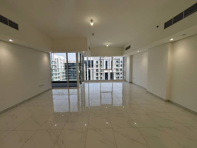 Modernized | Fancy Living | Spacious | Vacant