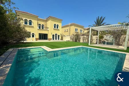 3 Bedroom Villa for Rent in Jumeirah Park, Dubai - Private Pool | Large Plot | Legacy Villa