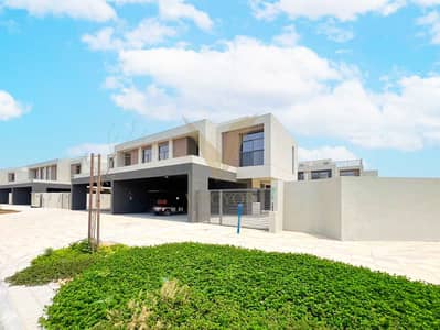 4 Bedroom Villa for Rent in Dubai South, Dubai - 4BR+M+ Study Villa | End Corner Unit | Huge Plot