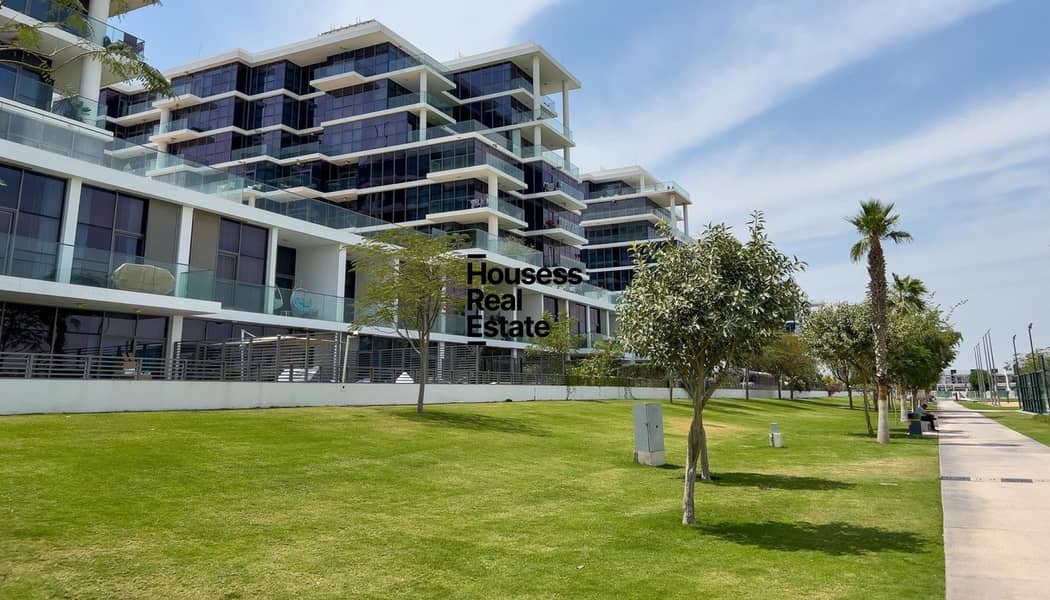 Exclusive | Big Studio | Big Balcony | Park View