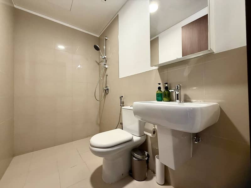 19 db11ad7a-50df-4557-b8cc-1fa5a28d074e. JPG