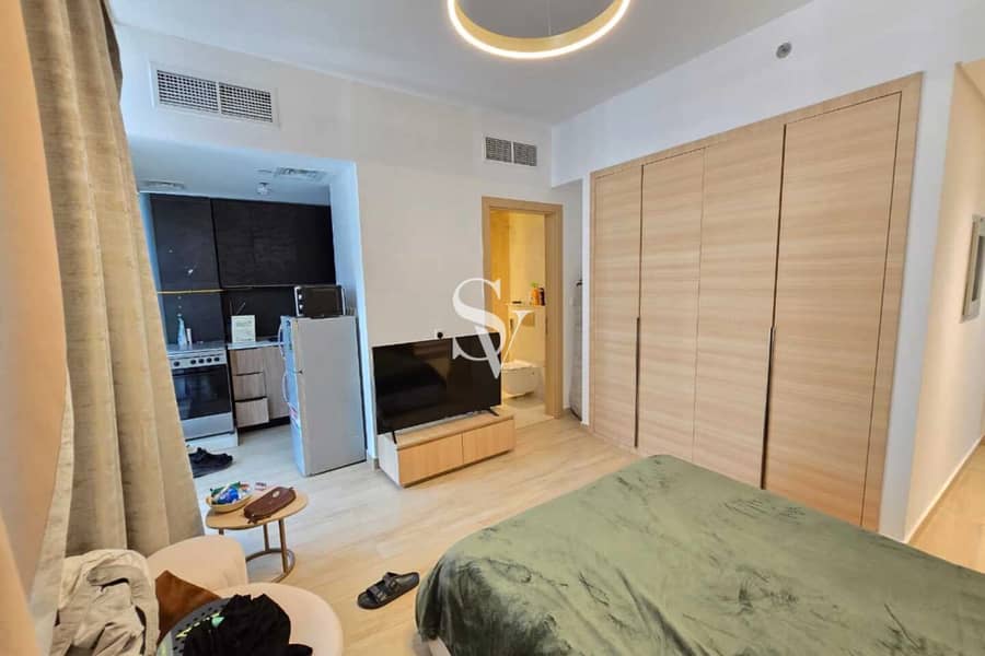 位于朱美拉环形村(JVC)，JVC第12区，里贾纳大厦 的公寓 60000 AED - 12946798