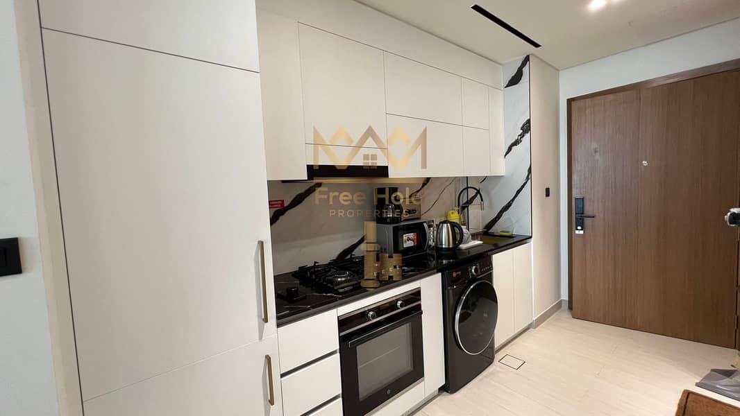 7 kitchen door. jpeg