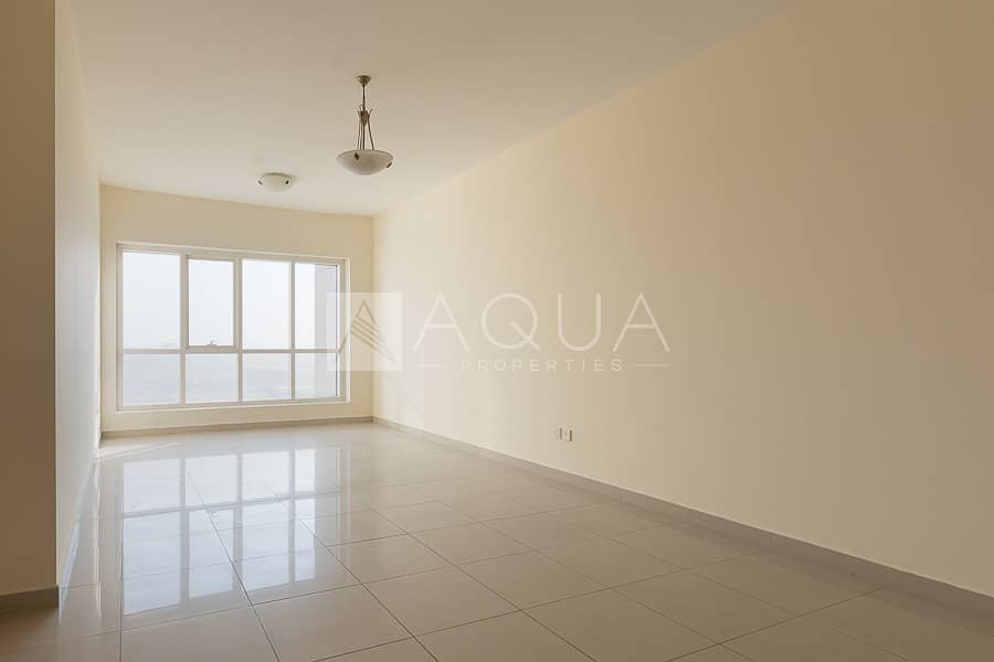 Unfurnished Large 1 Bed on High Floor